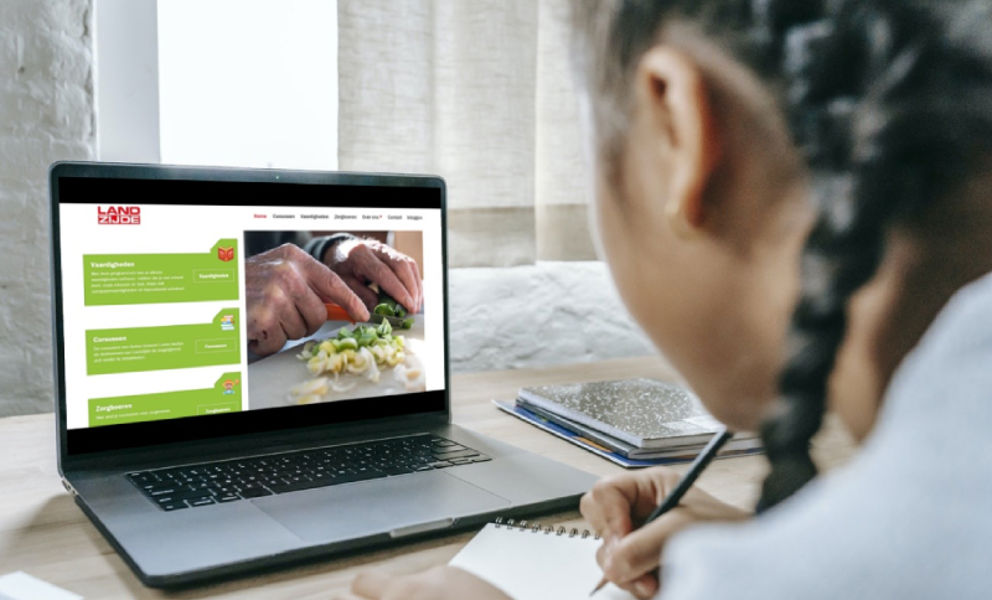 smartmockups_kwn9d6lr (2).jpg